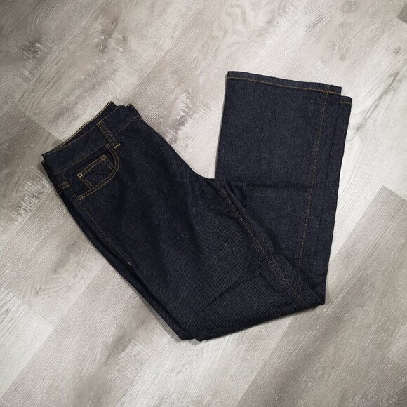 DKNY SOHO Jeans Ladies Size 10S Dark Wash Slight Flare Blue Jeans - Picture 11 of 15